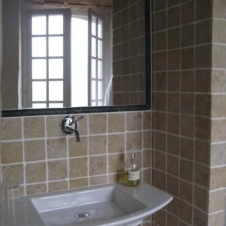 Chambres D'hotes Au Chateau * Lunac
