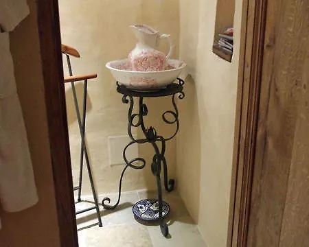 Chambres D'hotes Au Chateau * Lunac