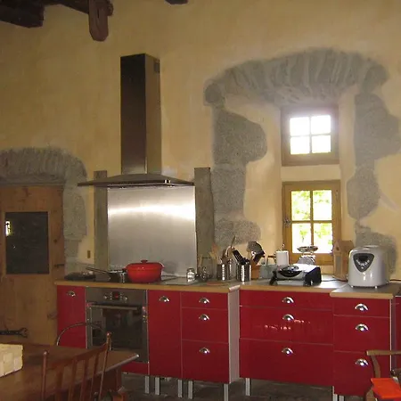 Chambres D'hotes Au Chateau * Lunac